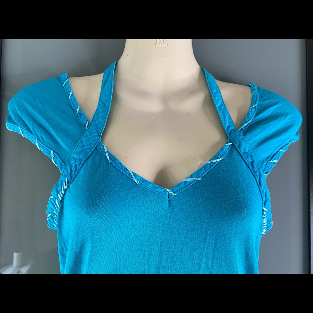 Parasuco turquoise v-neck top t-shirt with design - Picture 4 of 8